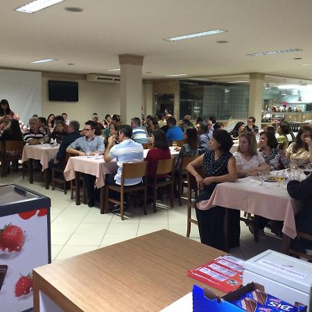 Hotel E Churrascaria Los Pagos Linhares Esterno foto