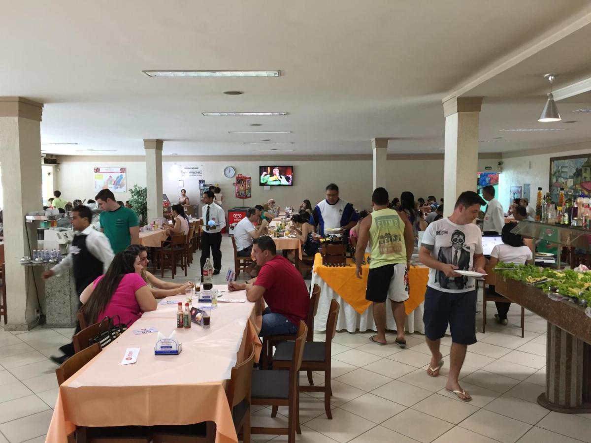 Hotel E Churrascaria Los Pagos Linhares Esterno foto